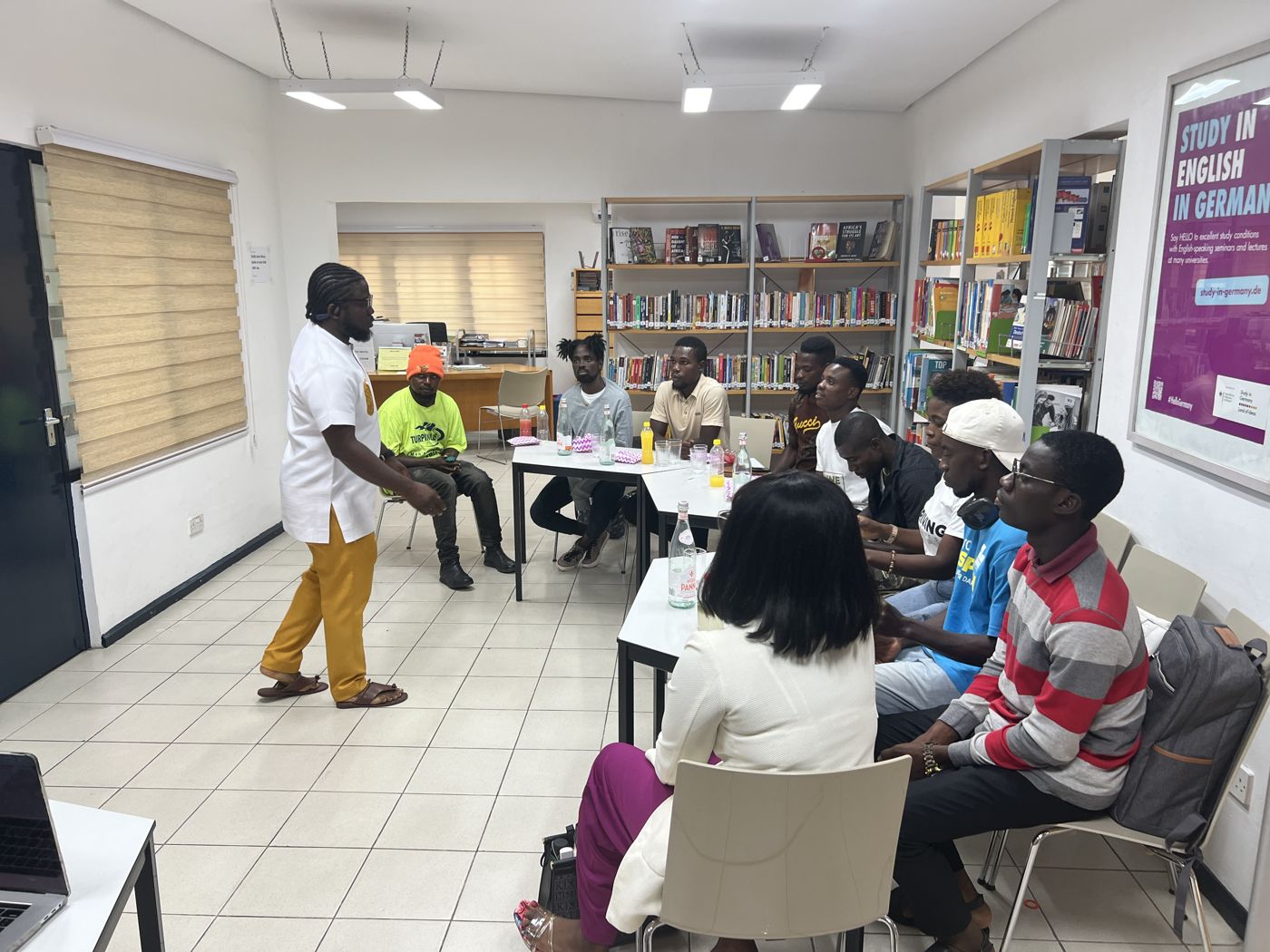 Facilitating a session at the Goethe-Institut, Accra